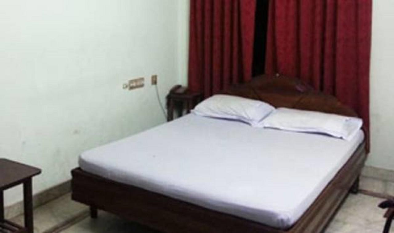 Hotel Boban Plaza Thiruvananthapuram Zewnętrze zdjęcie